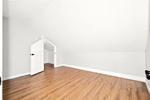 884 River Ave, Providence, RI 02908 - Photo 23