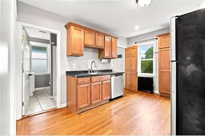 884 River Avenue, Providence, RI 02908 - Photo 9