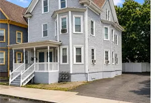 40 Norwich Ave, Providence, RI 02905 - Photo 1