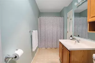 200 Heroux Blvd, Cumberland, RI 02864 - Photo 21