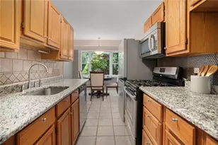 200 Heroux Blvd, Cumberland, RI 02864 - Photo 9