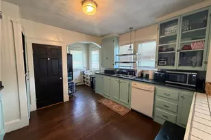 105 Eldridge St, Cranston, RI 02910 - Photo 13
