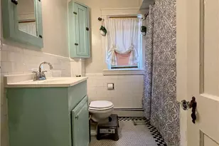 105 Eldridge St, Cranston, RI 02910 - Photo 15
