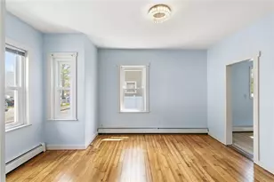 35 Lawrence St, Providence, RI 02909 - Photo 9