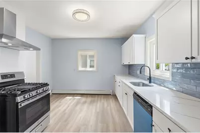 35 Lawrence Street, Providence, RI 02909 - Photo 31