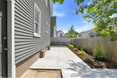 35 Lawrence Street, Providence, RI 02909 - Photo 25