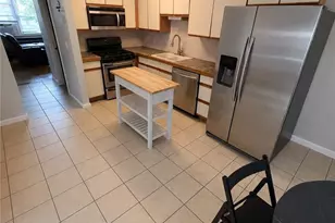 10 Burleigh St, Providence, RI 02904 - Photo 5