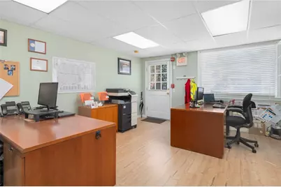 3341 Post Road, Warwick, RI 02886 - Photo 3
