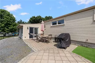 96 Redwood Dr, Cranston, RI 02920 - Photo 33
