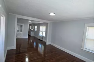 286 Sutton Ave, East Providence, RI 02914 - Photo 13