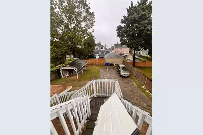 17 Rounds Avenue, Providence, RI 02909 - Photo 9