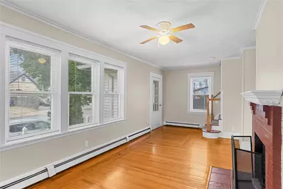 912 Narragansett Boulevard, Providence, RI 02905 - Photo 9