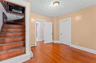 912 Narragansett Blvd, Providence, RI 02905 - Photo 23