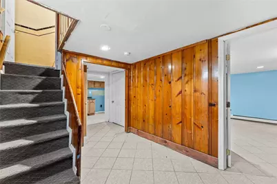 912 Narragansett Boulevard, Providence, RI 02905 - Photo 27