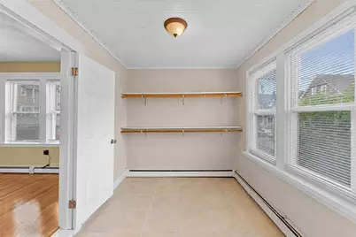 912 Narragansett Boulevard, Providence, RI 02905 - Photo 13