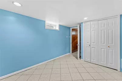 912 Narragansett Boulevard, Providence, RI 02905 - Photo 31