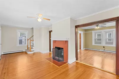 912 Narragansett Boulevard, Providence, RI 02905 - Photo 9