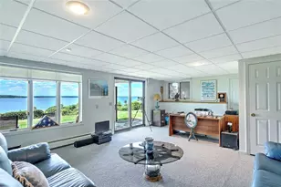 129 Seaside Dr, Jamestown, RI 02835 - Photo 41
