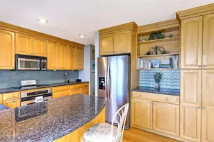 129 Seaside Dr, Jamestown, RI 02835 - Photo 17