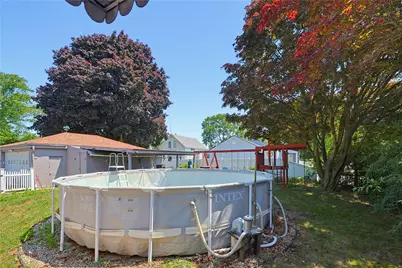 11 Franklin Street, North Providence, RI 02904 - Photo 27