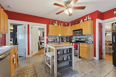 11 Franklin Street, North Providence, RI 02904 - Photo 9
