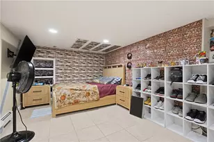 11 Franklin St, North Providence, RI 02904 - Photo 13