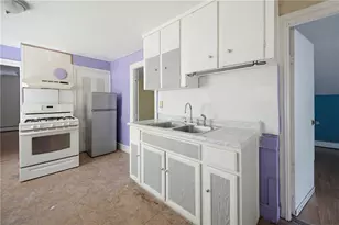 299 Manton Ave, Providence, RI 02909 - Photo 7
