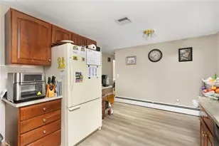 20 Deer St, East Providence, RI 02916 - Photo 11