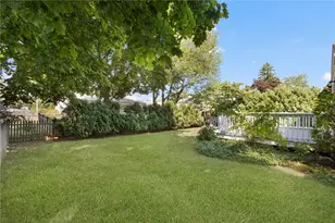 20 Deer St, East Providence, RI 02916 - Photo 37