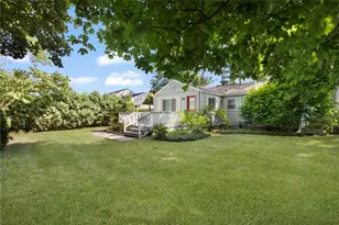 20 Deer St, East Providence, RI 02916 - Photo 35