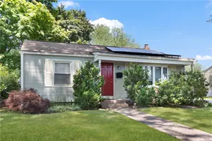 20 Deer St, East Providence, RI 02916 - Photo 3