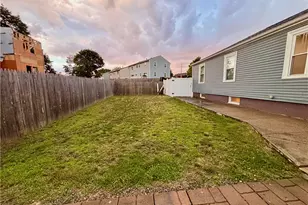 44 Pavilion Ave, Cranston, RI 02920 - Photo 29