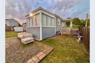 44 Pavilion Avenue, Cranston, RI 02920 - Photo 33