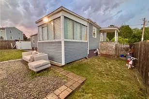 44 Pavilion Ave, Cranston, RI 02920 - Photo 33