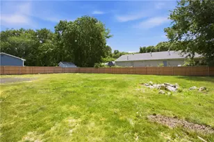5 Baldwin Dr, Johnston, RI 02919 - Photo 3