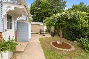108 Daniel Ave, Providence, RI 02909 - Photo 29