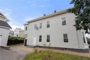 132 Railroad St, Central Falls, RI 02863 - Photo 17