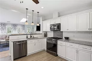 53 Greenbush Rd, Warwick, RI 02818 - Photo 15