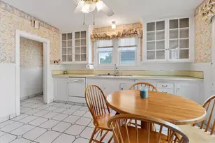 24 Bel Air Dr, Providence, RI 02911 - Photo 15