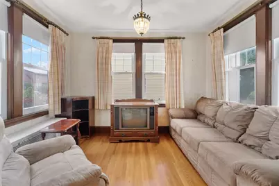 24 Bel Air Drive, Providence, RI 02909 - Photo 9