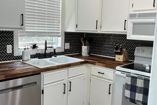 1 Willow Glen Cir, Warwick, RI 02889 - Photo 17