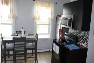 162 Prairie Ave, Providence, RI 02905 - Photo 9