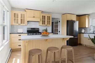 29 Aquidneck Ave, Portsmouth, RI 02871 - Photo 7