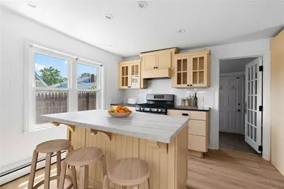 29 Aquidneck Avenue, Portsmouth, RI 02871 - Photo 9