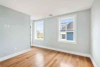 118 Newport Avenue, Middletown, RI 02842 - Photo 31