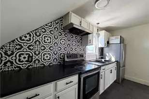 57 Garden St, Pawtucket, RI 02860 - Photo 17