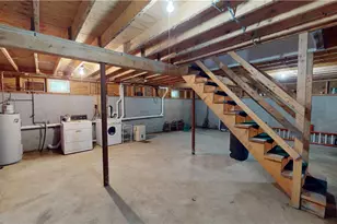 043 Merrill Ln, Portsmouth, RI 02871 - Photo 21