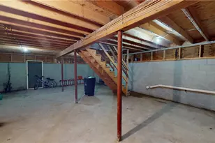 043 Merrill Ln, Portsmouth, RI 02871 - Photo 23