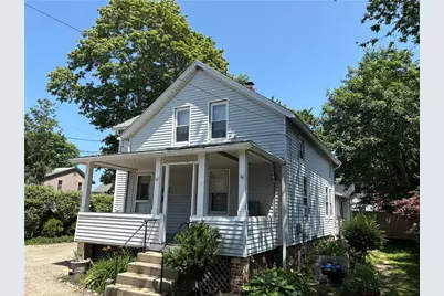 10 Robinson Street #A, Narragansett, RI 02882 - Photo 1