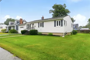115 Thurston St, East Providence, RI 02915 - Photo 3